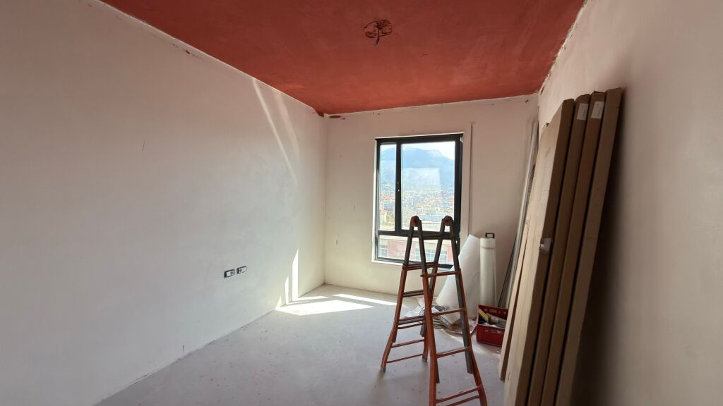 5 MAJI APARTAMENT 2+1 PER SHITJE!