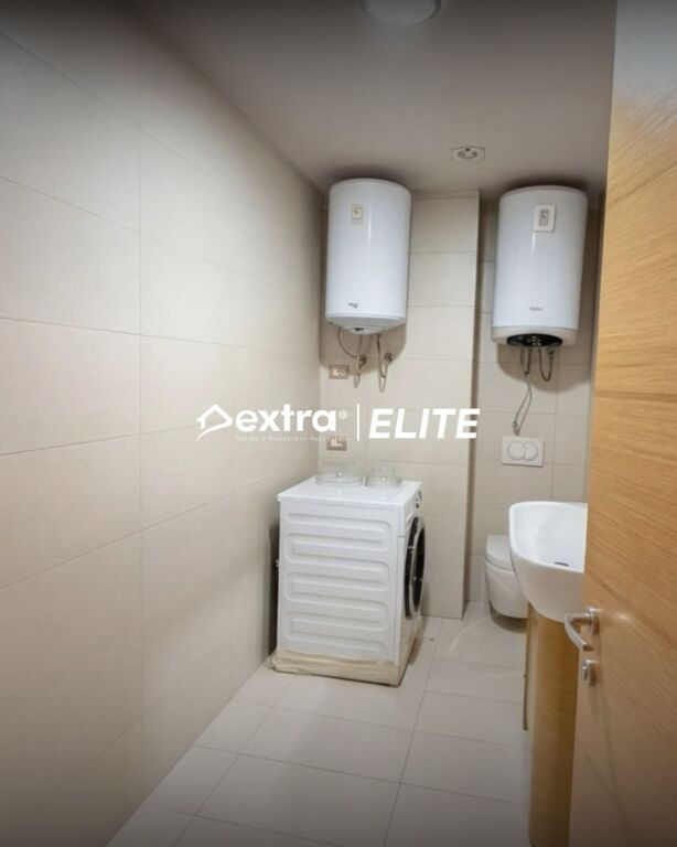 Locale Commerciale in Affitto Ex Ristorante Durazzo, Tirana