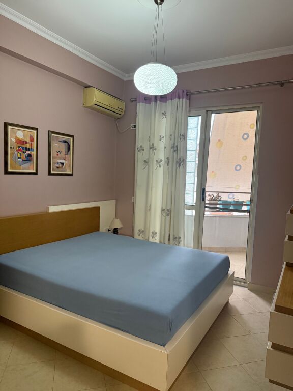 Fresk, apartament me qera 2+1!