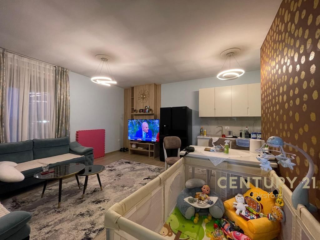 FOR SALE 2+1 APARTMENT NEAR THE UNITED SCHOOL