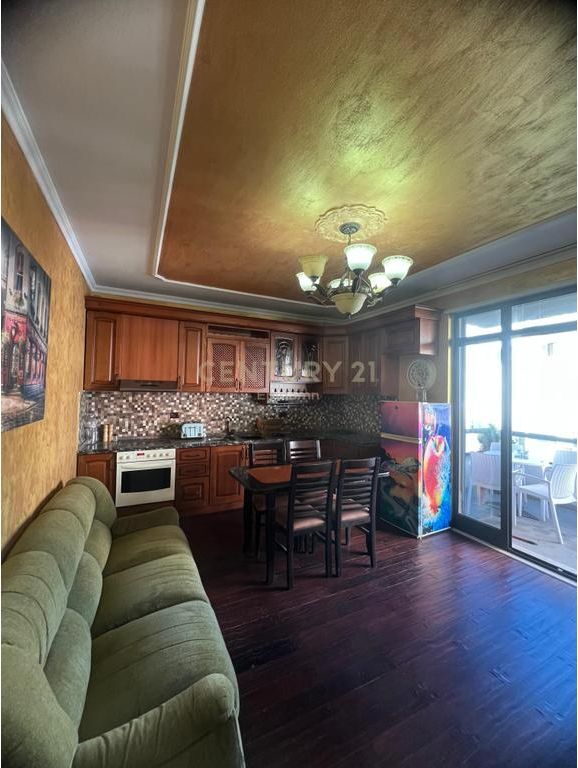 JEPET ME QIRA 2+1 NE VOLLGA!