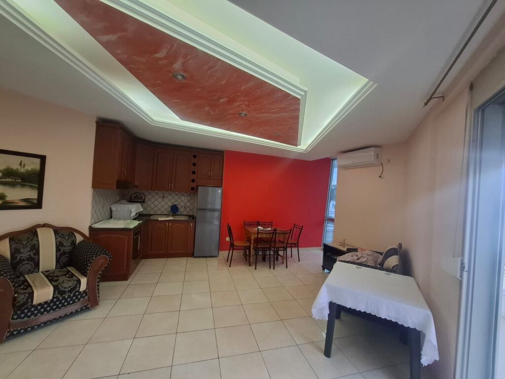 🌊 APPARTAMENTO 2+1 IN AFFITTO – LUNGOMARE, VLORË