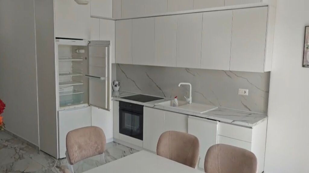 Ex Campo di Aviazione, appartamento 2+1 in affitto.