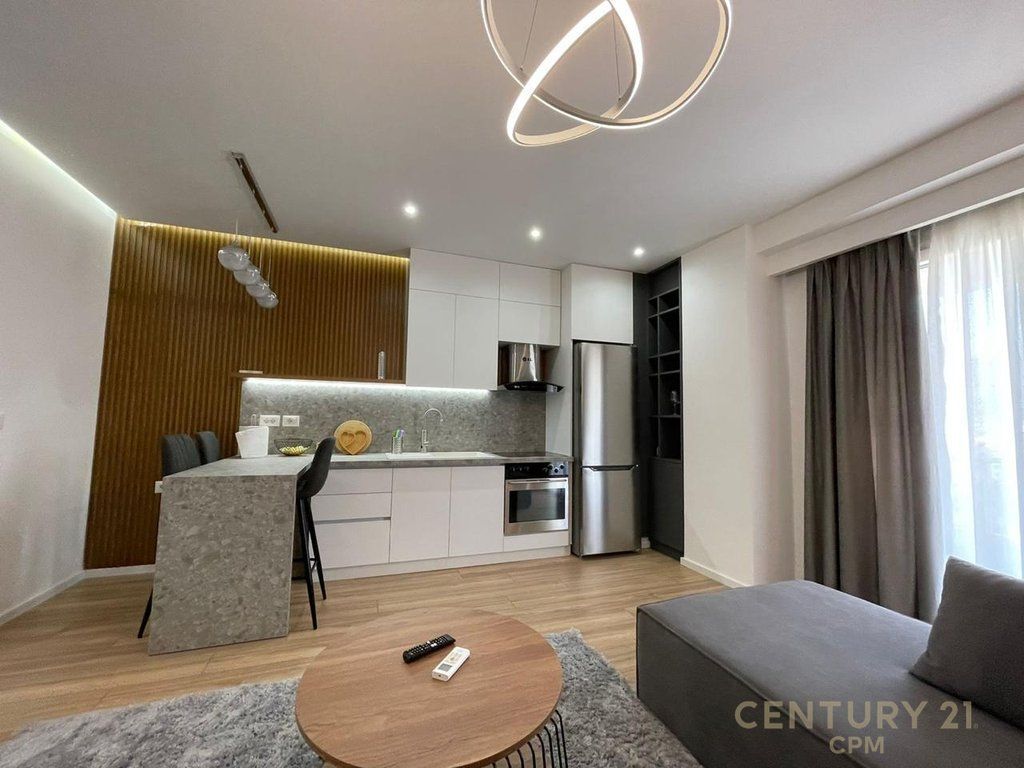 Appartamento con 1 camera da letto e 1 bagno in affitto vicino alla stazione ferroviaria!