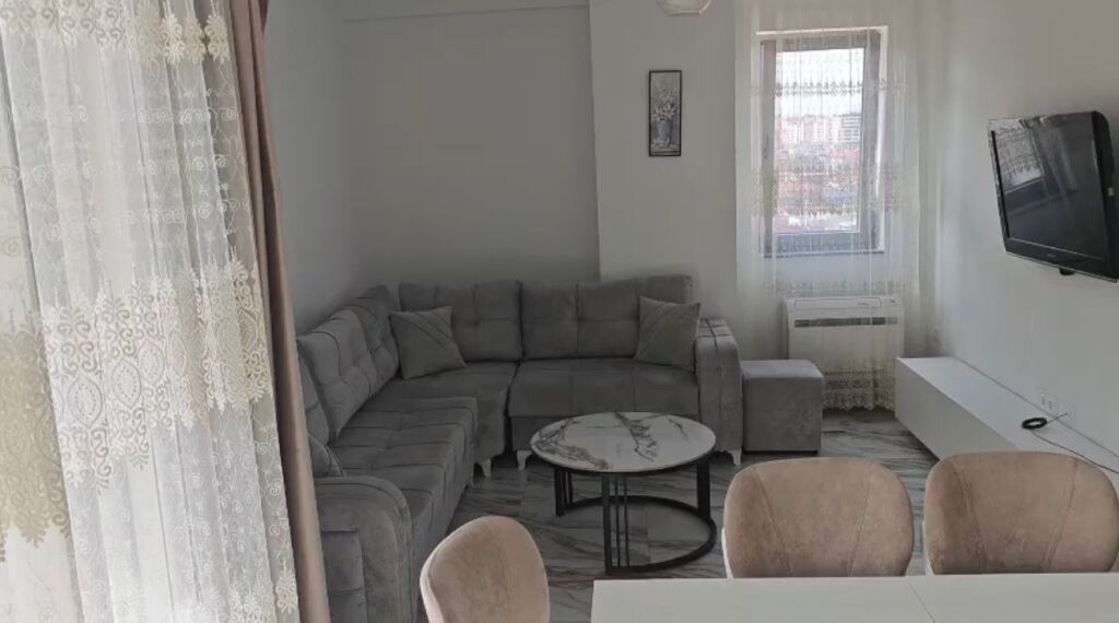 Ex Campo di Aviazione, appartamento 2+1 in affitto.