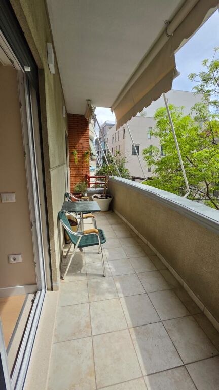 Di fronte a COIN_APPARTAMENTO 2+1+2+POSTO AUTO IN AFFITTO