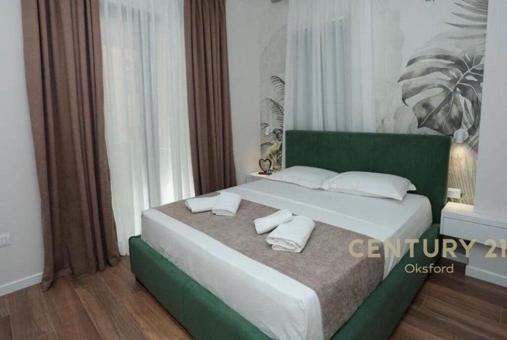 Rruga “Siri Kodra” Shitet apartament 1+1 i investuar