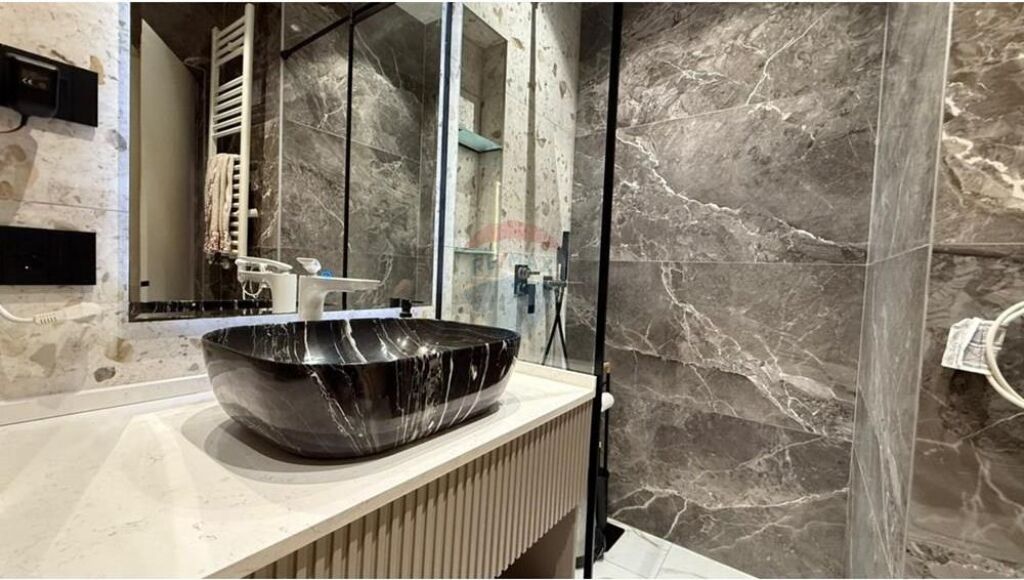 Apartament - Për Qira - Liqeni i Tiranës, Tiranë(ID: 530411003-868)