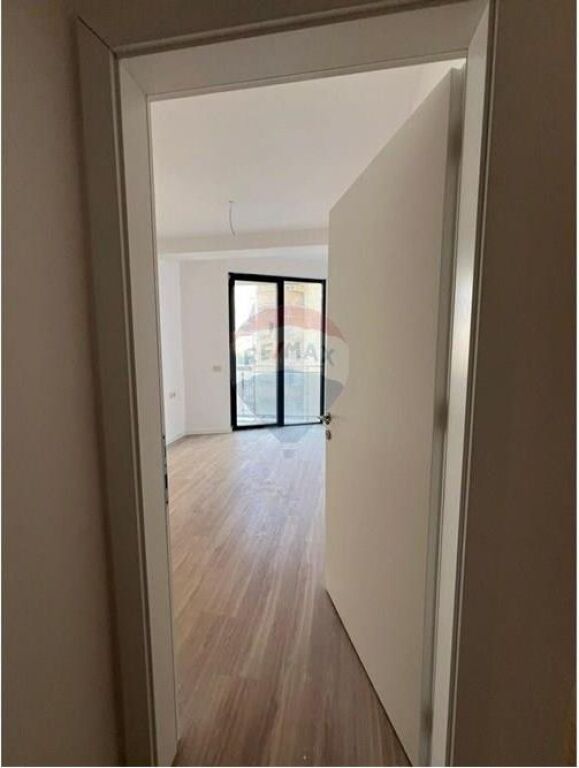 Apartment - For Rent - Mine Peza Street, Tirana