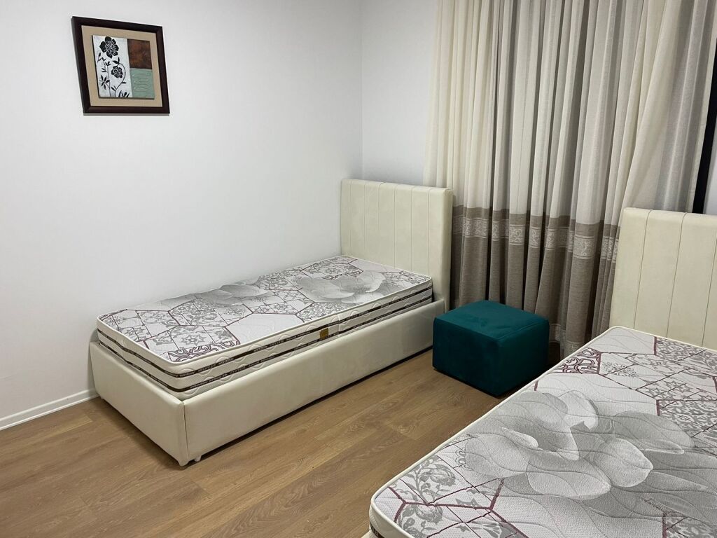 Super ap 2+1 al congresso di QSUT Manastiri (zircone)