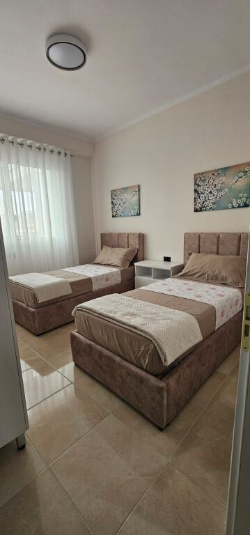 🏡 APARTAMENT 2+1 ME QIRA – SKELE, VLORË