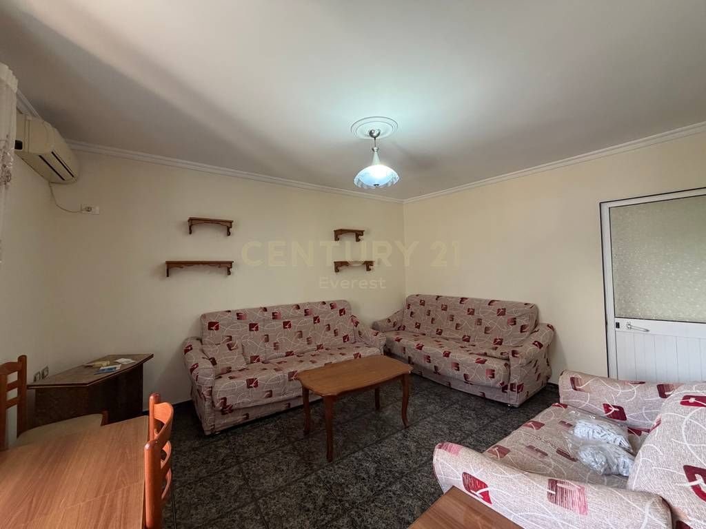 ISH PARKU, SHESIM APARTAMENT 1+1 !