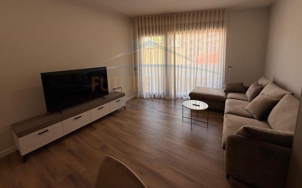 Rent, Apartment 2+1+2+Parking Space, Elbasan Street, Tirana