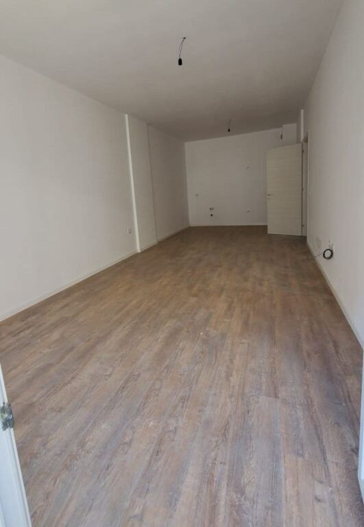 🏡 SHITET APARTAMENT 1+1 – Kompleksi E-88, Dritan Hoxha