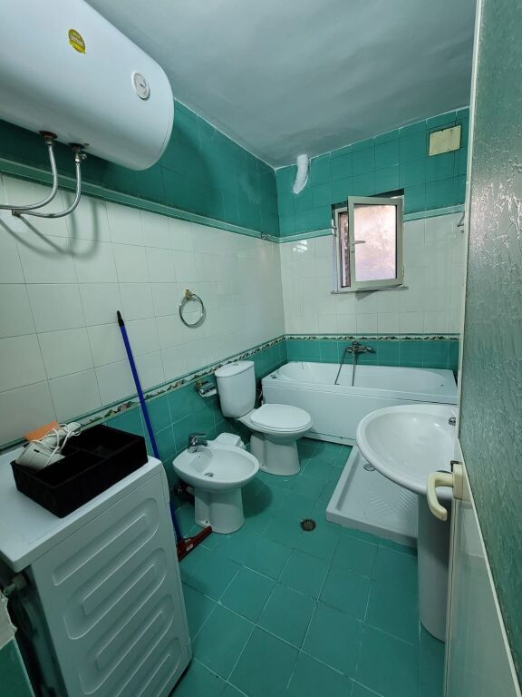 Appartamento 2+1+2 con Balconi in Affitto