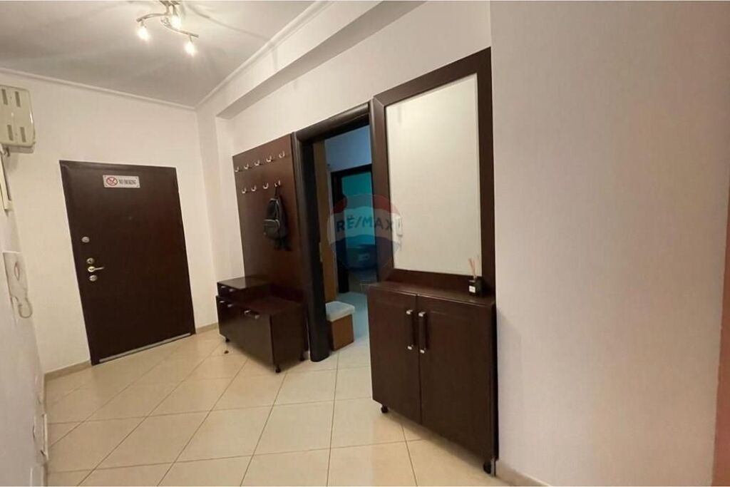 🏡 APPARTAMENTO 4+1 IN AFFITTO – CENTRO, VLORA