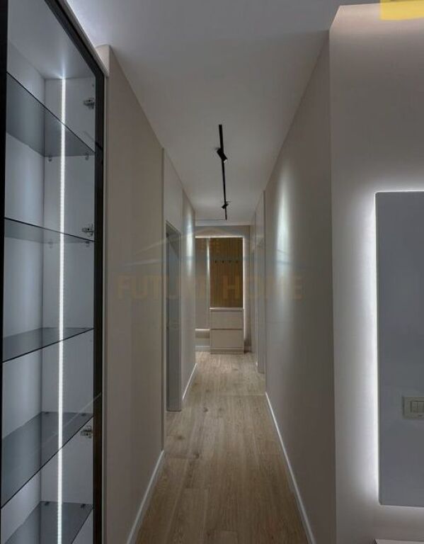 In vendita, Appartamento 2+1, Golden Tower Residence, Via Mine Peza