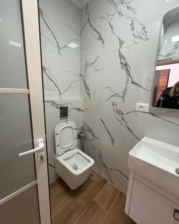 SHITET APARTAMENT 1+1- SHKOLLA E KUQE