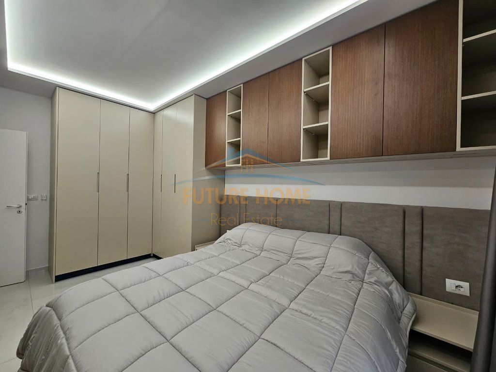 Rent apartment 1+1, Zogu i zi near ring center