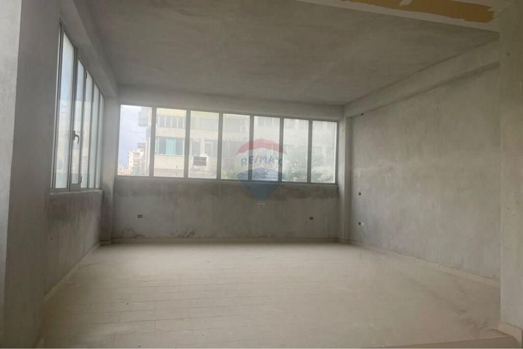 🏢 AMBIENT BIZNESI ME QIRA – ALBANO &amp; ROMINA, VLORË