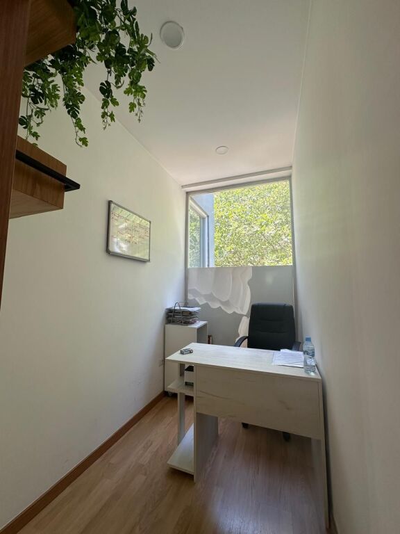 DENTAL OFFICE FOR RENT OPPOSITE DELIJORGJI MAIN STREET