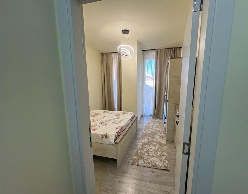 RRUGA RIZA CEROVA, SHESIM APARTAMENT 1+1+POST PARKIMI