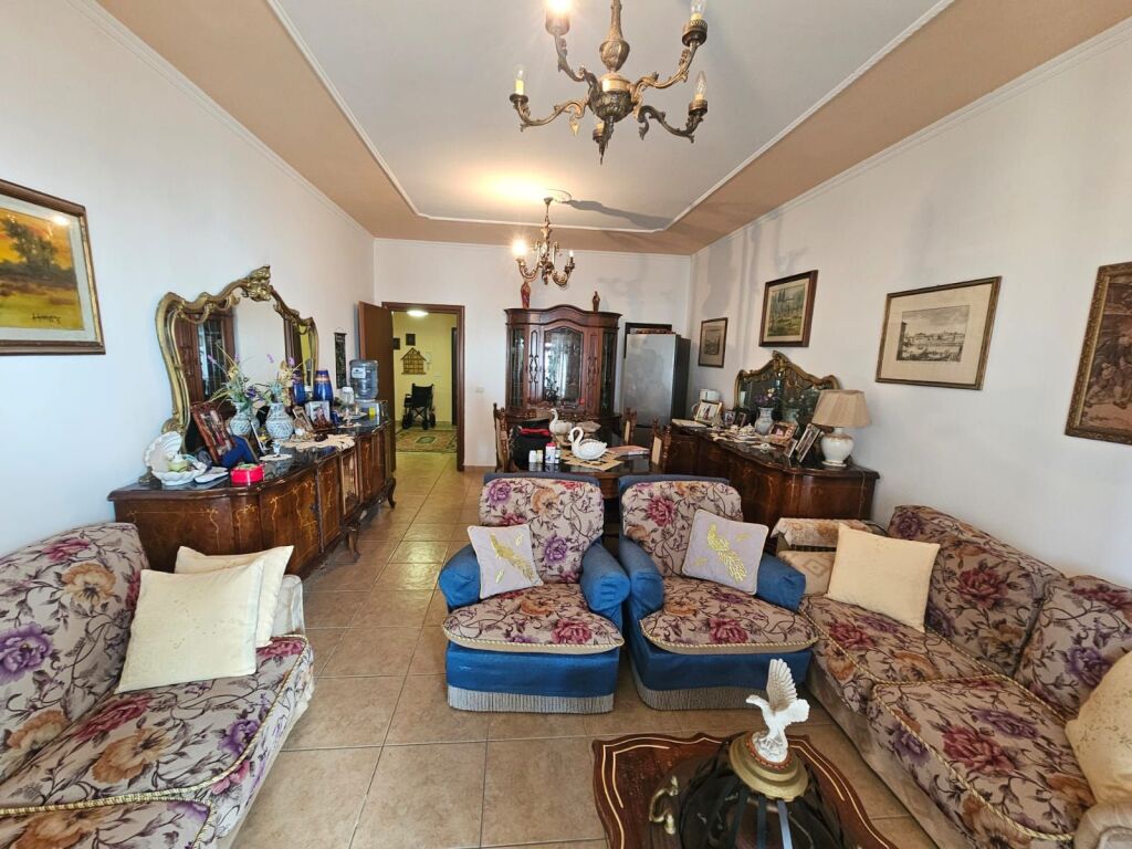 SHITET SUPER PAPAFINGO ,PLAZHI ILIRIA, DURRËS