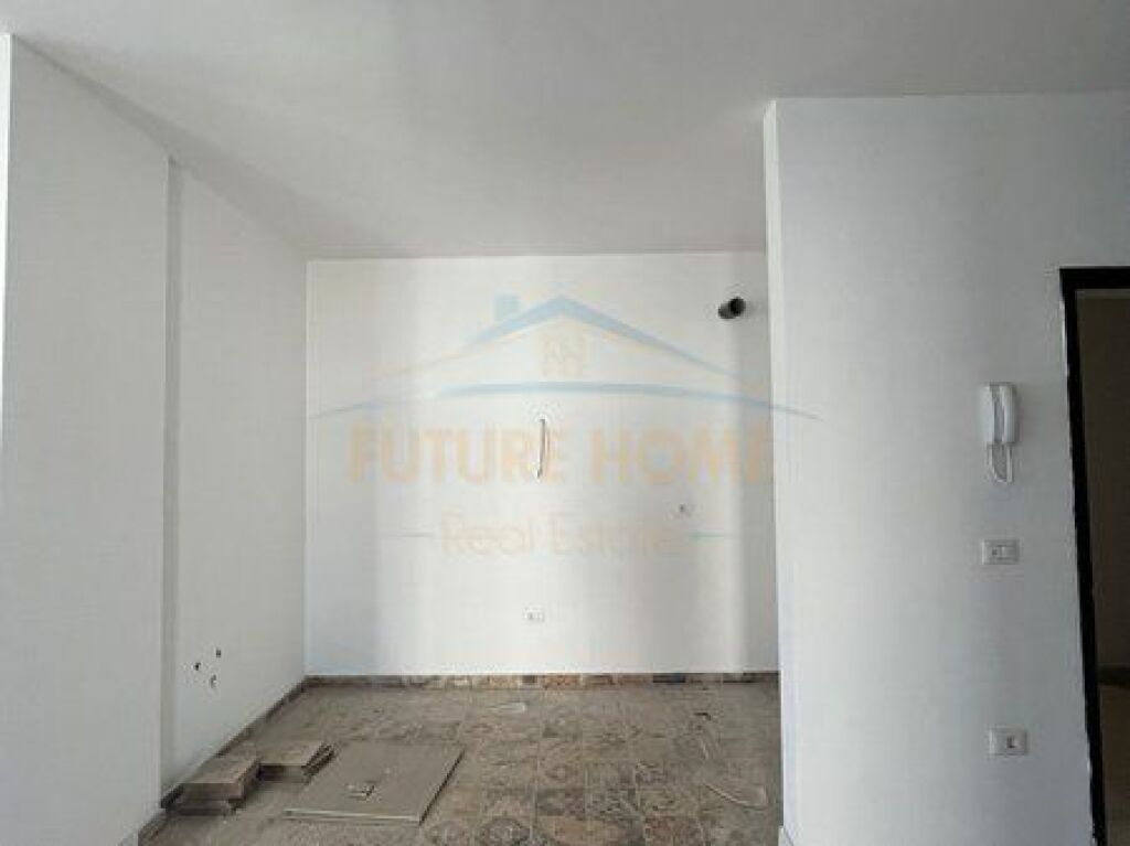 In vendita, Appartamento 2+1, Via Dritan Hoxha, Tirana