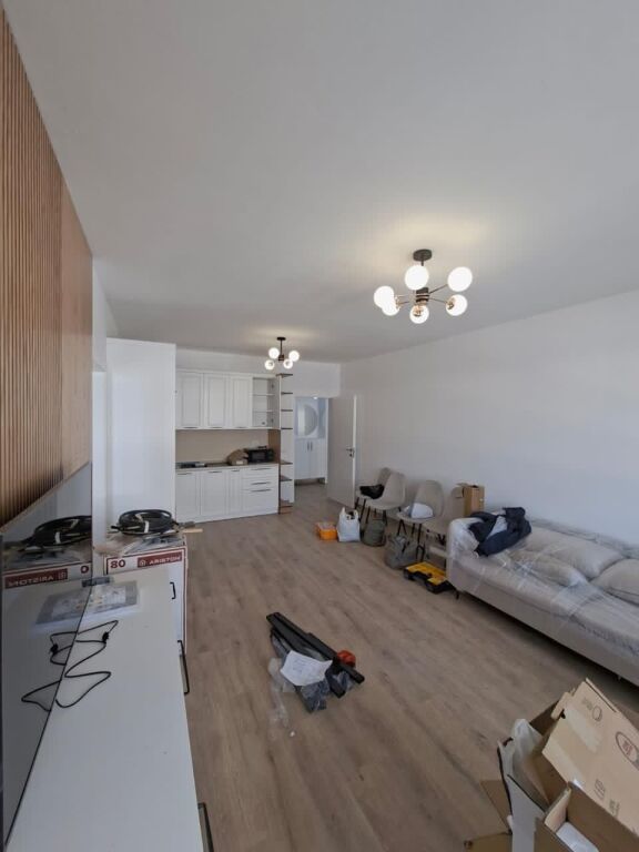 Apartment 2+1, Univers City!