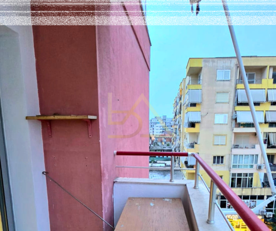 Shitet Apartament – Tiranë, Astir