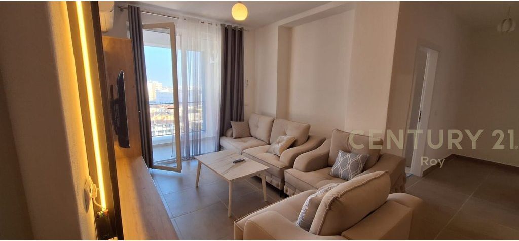 Jepet me qira apartament 3+1 në Durrës – pranë Lulishtes së Stacionit të Trenit