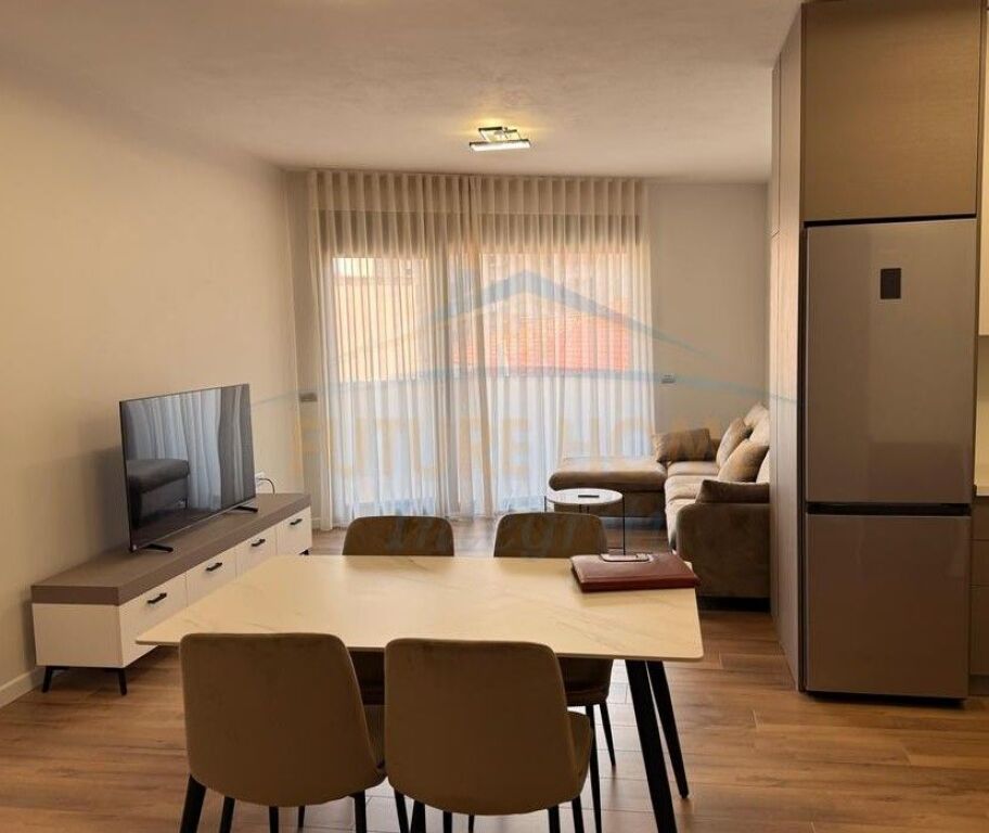 Rent, Apartment 2+1+2+Parking Space, Elbasan Street, Tirana