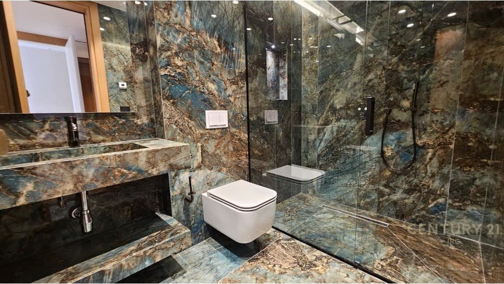 Super villa di lusso su 4 piani in affitto vicino a Luminor Residence, Teg