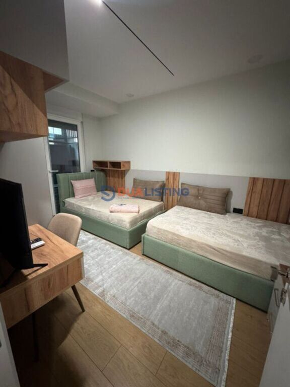 Jepet me qira apartament 2+1, Rruga e Dibres ! 750 €