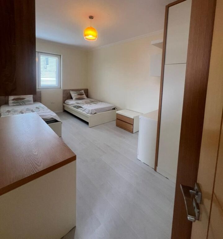 🏡 Shitet Apartament 3+1+2 – Porcelan, pranë UET, Tiranë