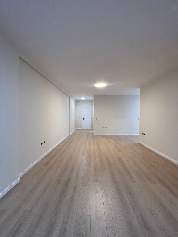 Shitet Apartament 3+1 tek Kodra e Diellit