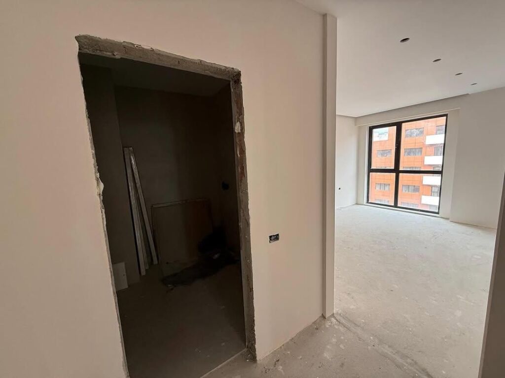 APARTAMENT 2+1 ME VERANDE PER SHITJE TEK URBAN GATE