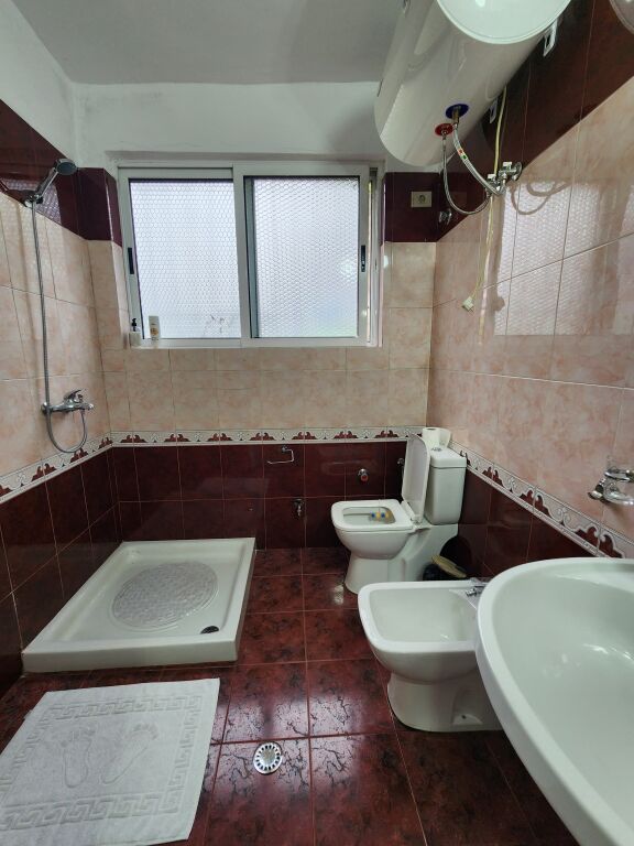 Vile 1 Kateshe ( Ali Dem - Idriz Dollaku ) 2+1 me Oborr, 3 Vende Parkimi | 600€/muaj