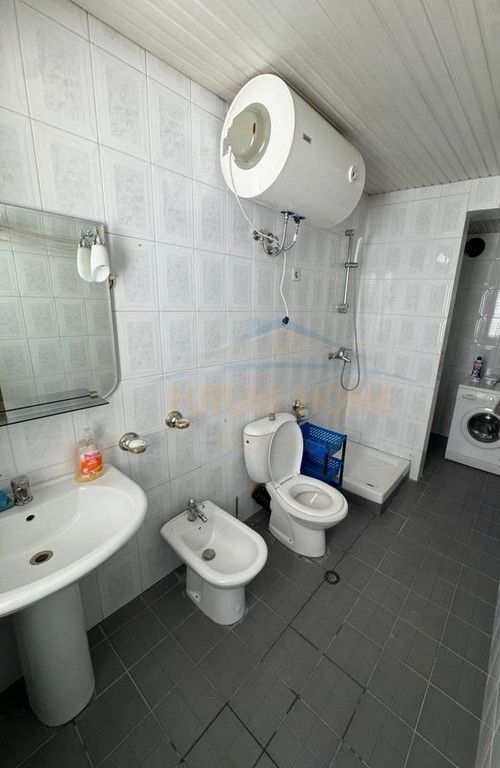 Affitto Appartamento 2+1+2, Via Fortuzi, Tirana