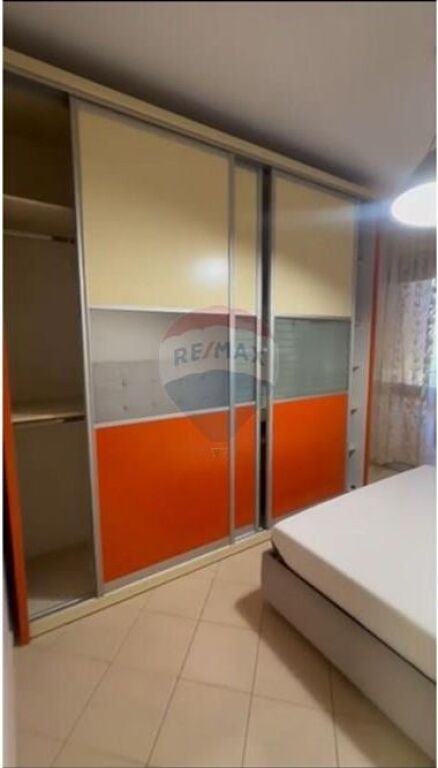 Appartamento - In Affitto - Rruga Riza Cerova, Tirana