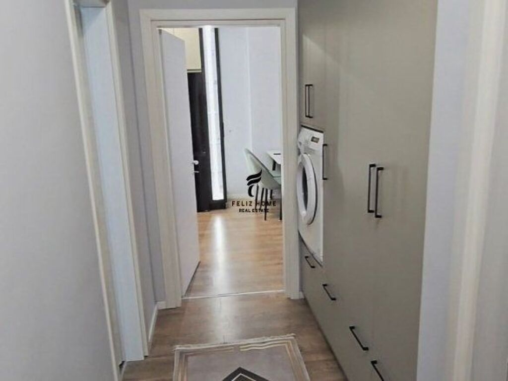 APARTAMENT ME QERA 1+1 ZOGU I ZI 65.000 LEKE FH-67140