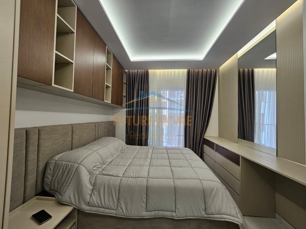 Rent apartment 1+1, Zogu i zi near ring center