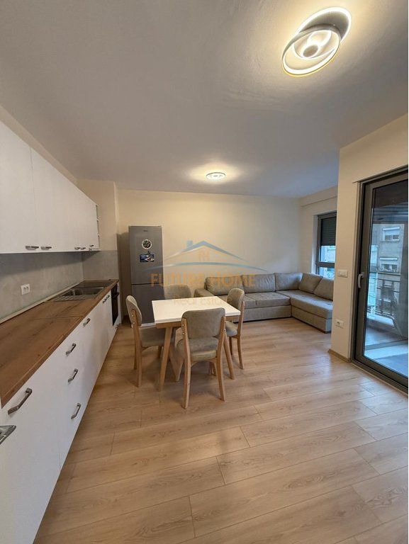 Qera, Apartament 1+1+Post parkimi, Rruga Dervish Hekali, Shkolla e Kuqe, Tiranë