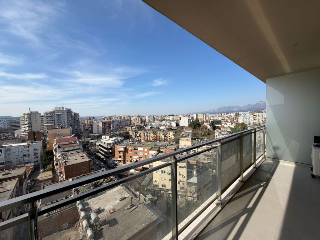 🔑 Affittasi ambiente 1+1 – Ideale per uffici o clinica vicino a Piazza Skënderbej