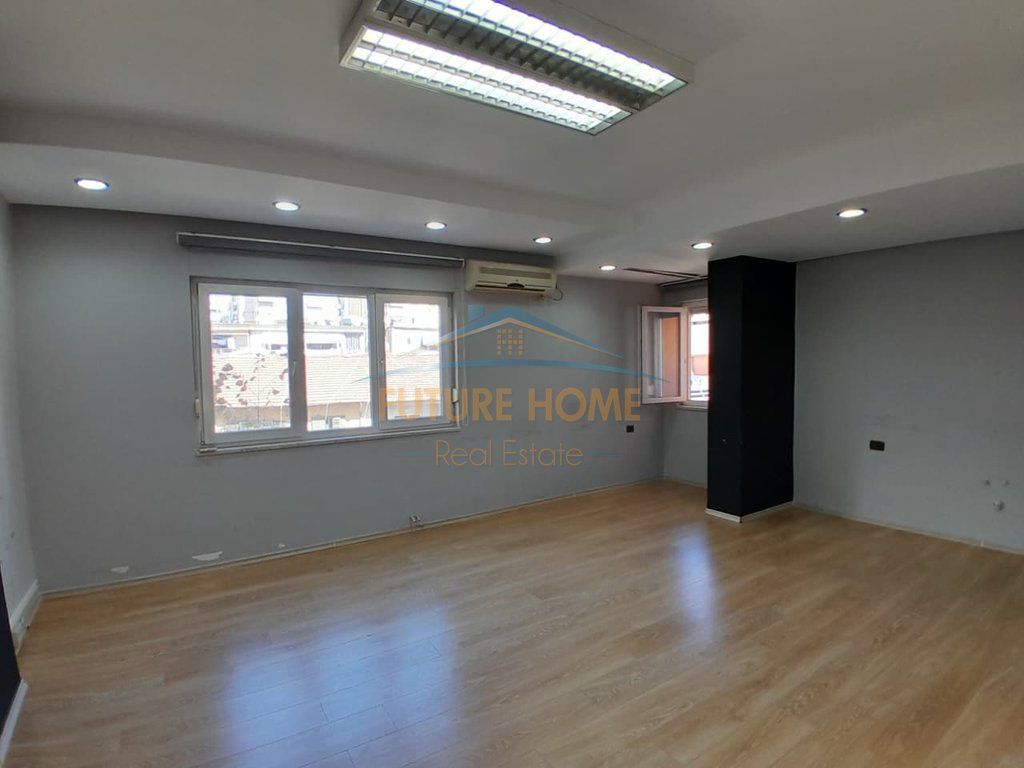 Affitto, Appartamento 2+1, Piazza Willson