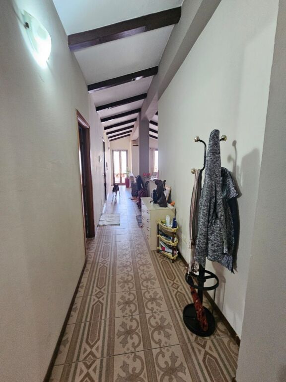 SHITET APARTAMENT 3+1 PRANE KAZAZIT NE DURRES