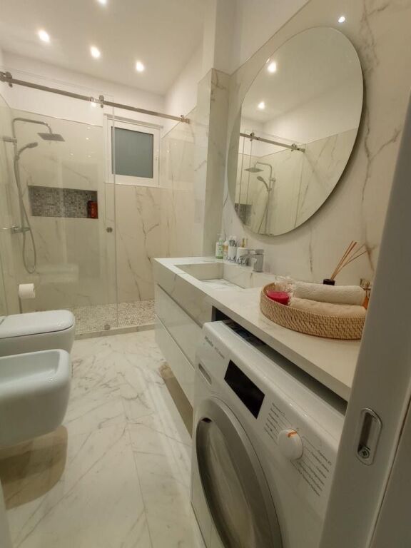 Appartamento di lusso in affitto a lungo termine Lungomare Vlore Vista mare