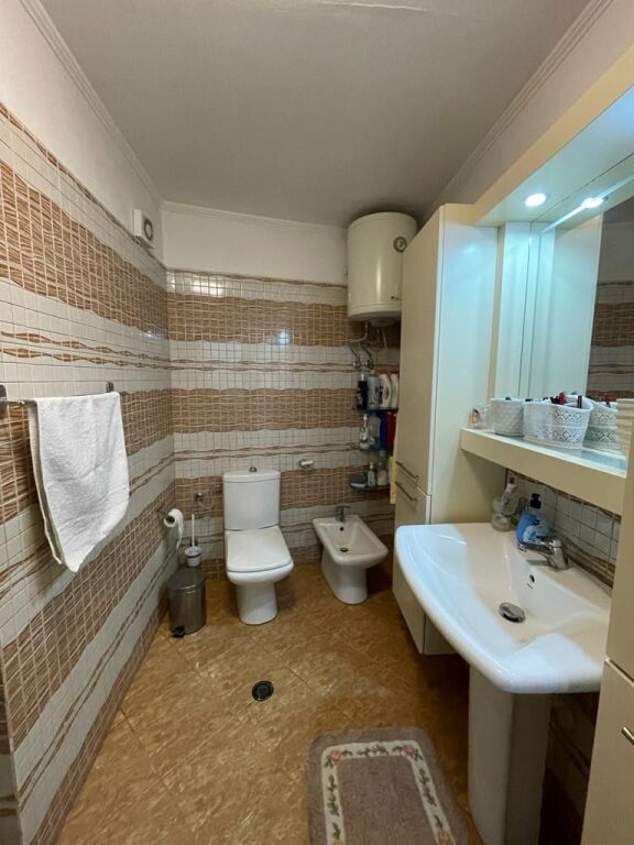 For rent 2+1+1 DON BOSKO AT DELUXE BAR 550 thousand lek