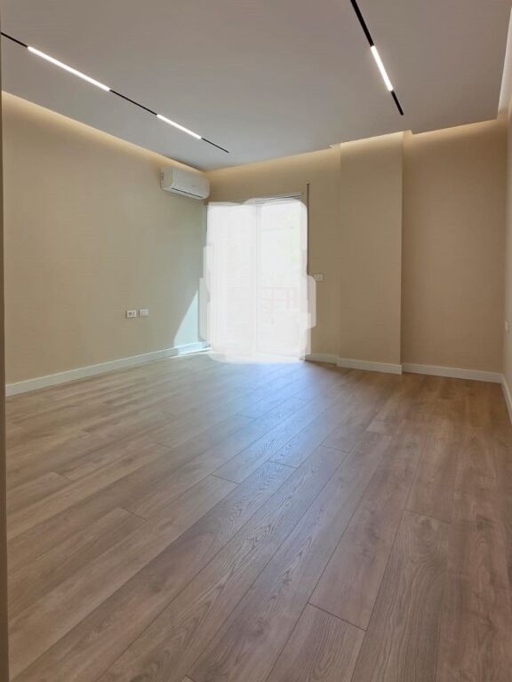 Locale premium in affitto – Coin / RTSH !