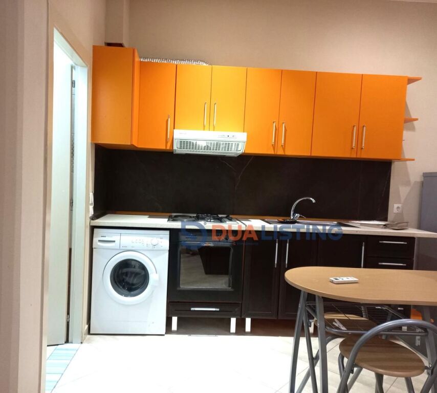 SHESIM SEBASHKU 2 GARSONIERE TEK KODRA E DIELLIT!